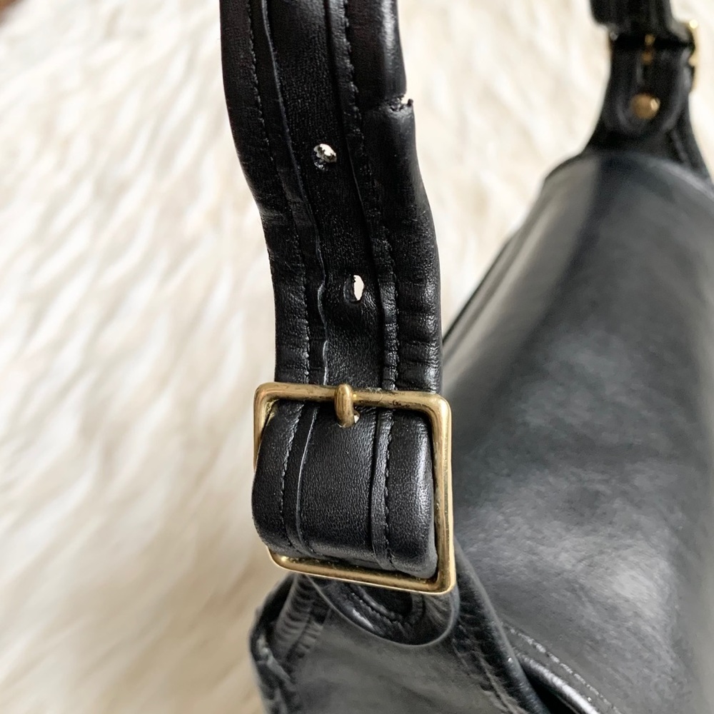 SOLD! Rare Vintage Coach Saddle Crossbody Bag - Picture 13 of 15